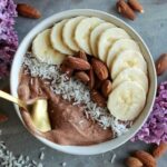 Smoothie bowl low carb: Barevný start do nového dne!